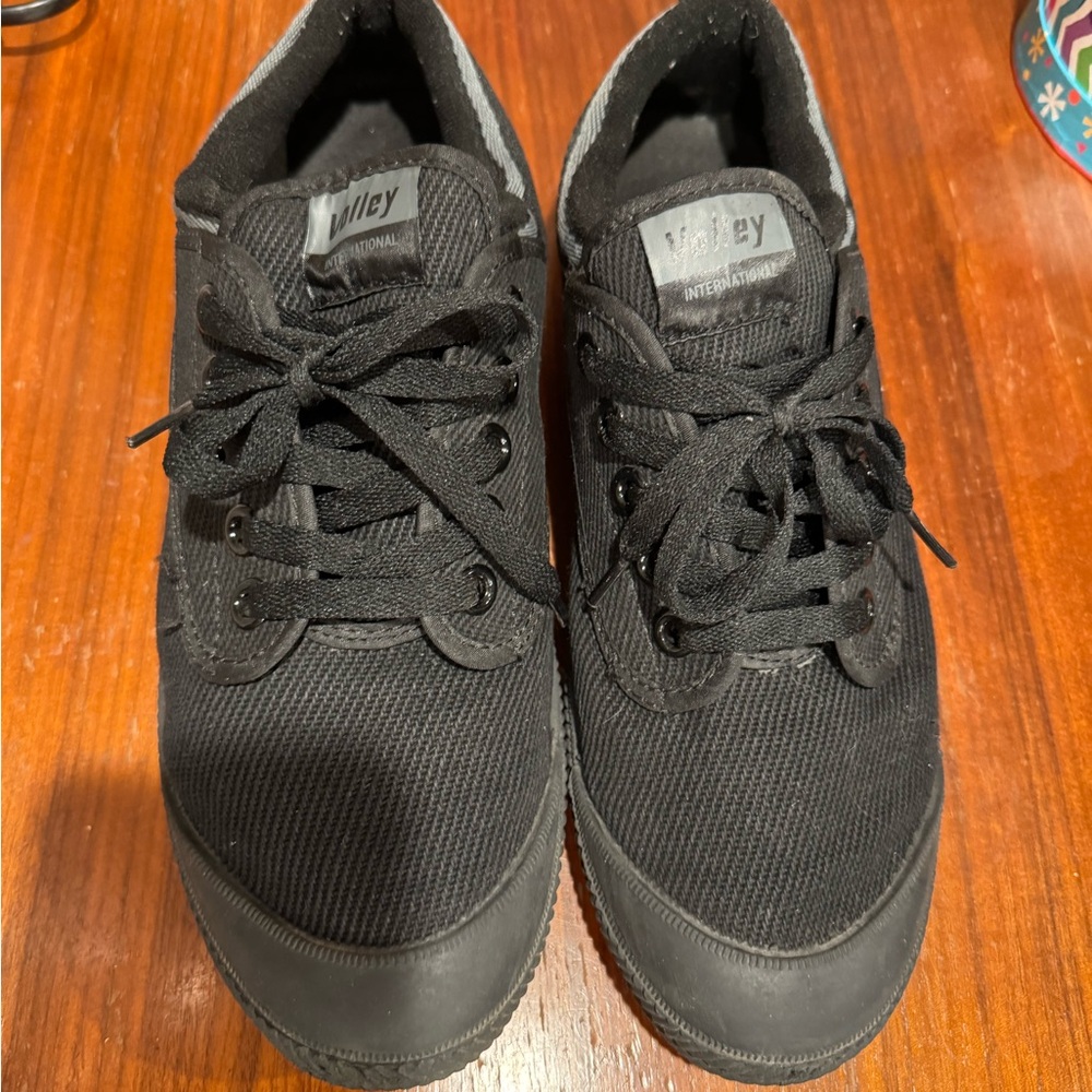 Hurley Men's Classic Black Sneakers